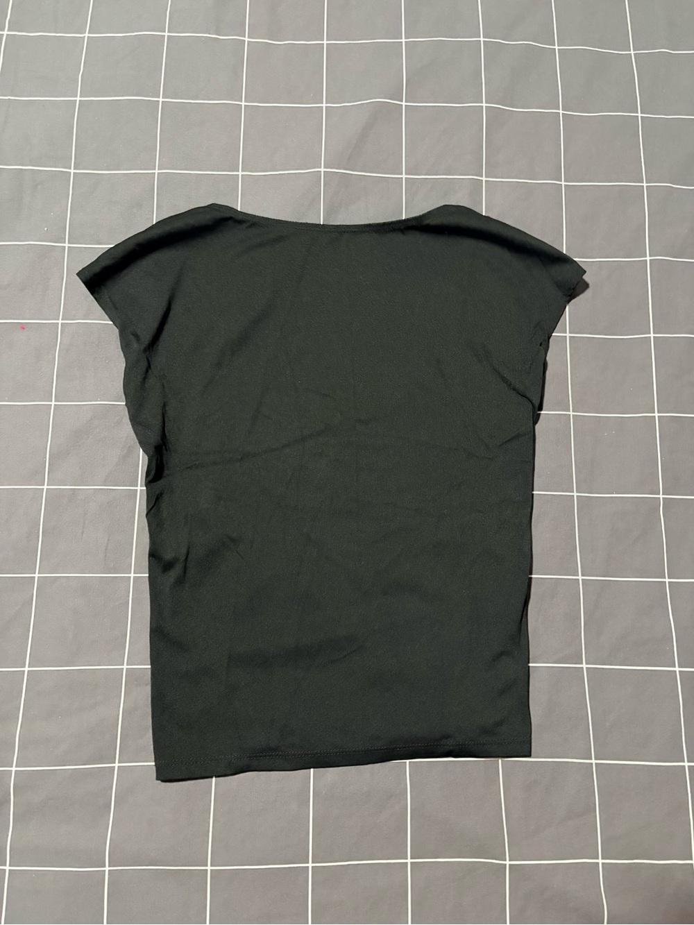 Classic Black backless Short Sleeve Women's Tee